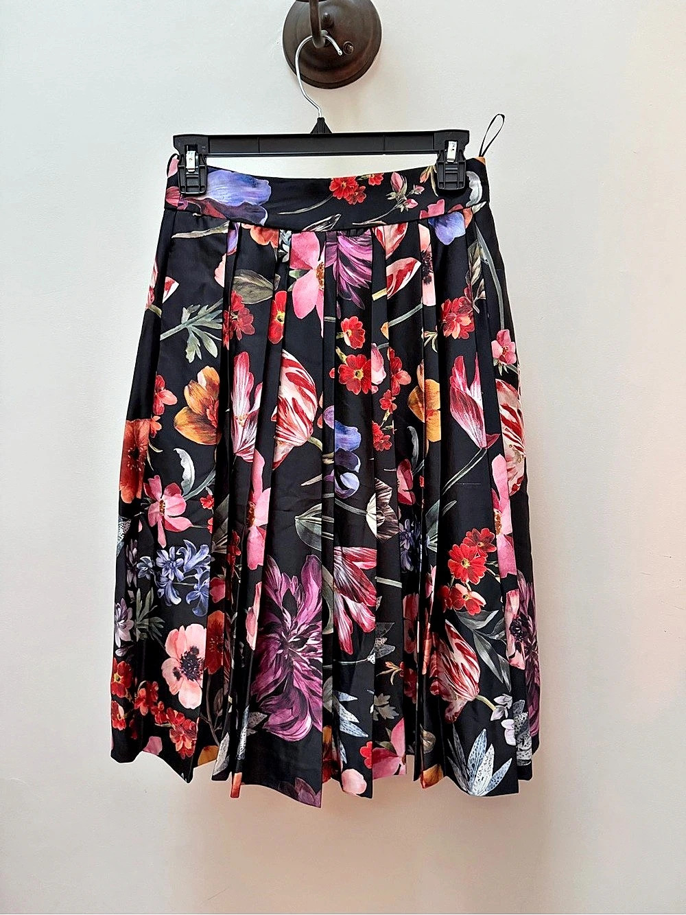 J.Crew Pleated Midi Skirt Floral Black & Pink Size 00 Like New